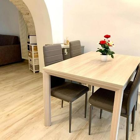 הוילה אוסטוני La Grotta Del Relax מראה חיצוני תמונה